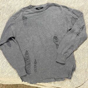 FOREVER 21 MEN’S GRAY RIPPED SWEATER SIZE SMALL